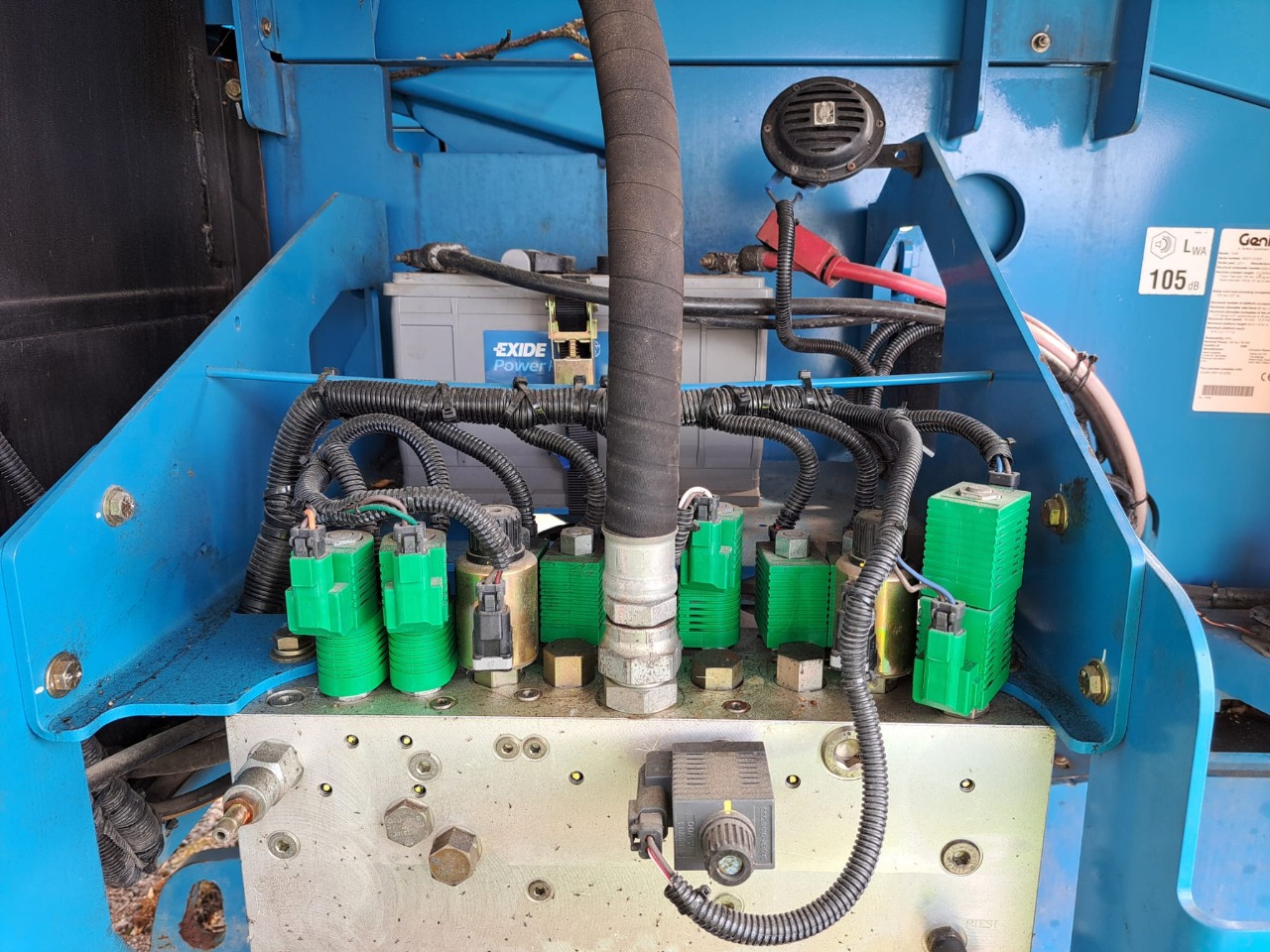 Sold - Articulated Boom Lift - View 3